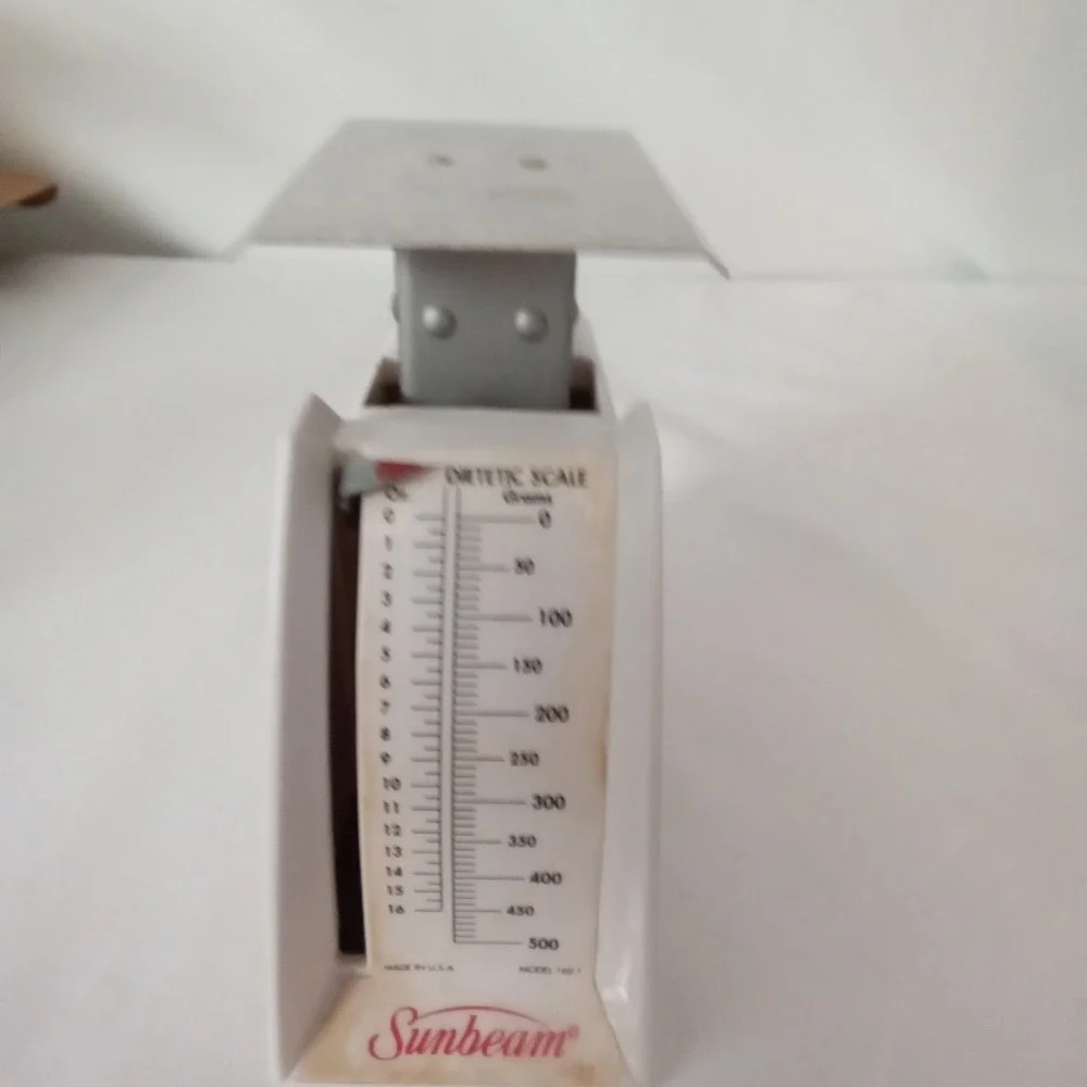 Sunbeam Dietetic Scale Model 160-1 Vintage White Mechanical Food Scale 16oz 500g